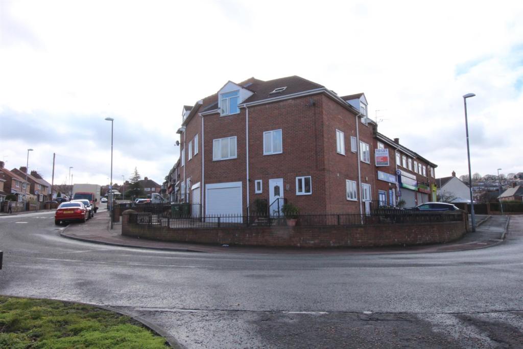 5 bedroom house for sale in Knightside Gardens, Gateshead, NE11