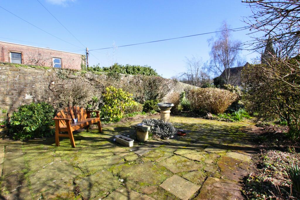 7 bedroom town house for sale in 7 Castle Street, Kirkcudbright, DG6