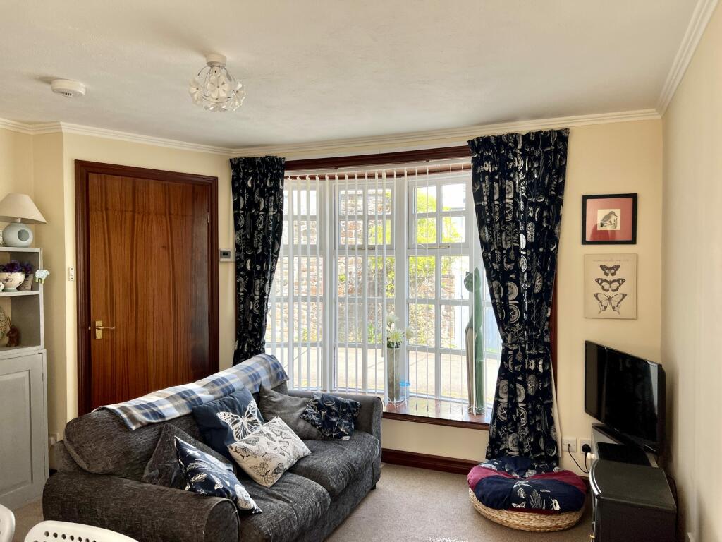 Additional property image - 1 Tanpits Lane, Kirkcudbright
