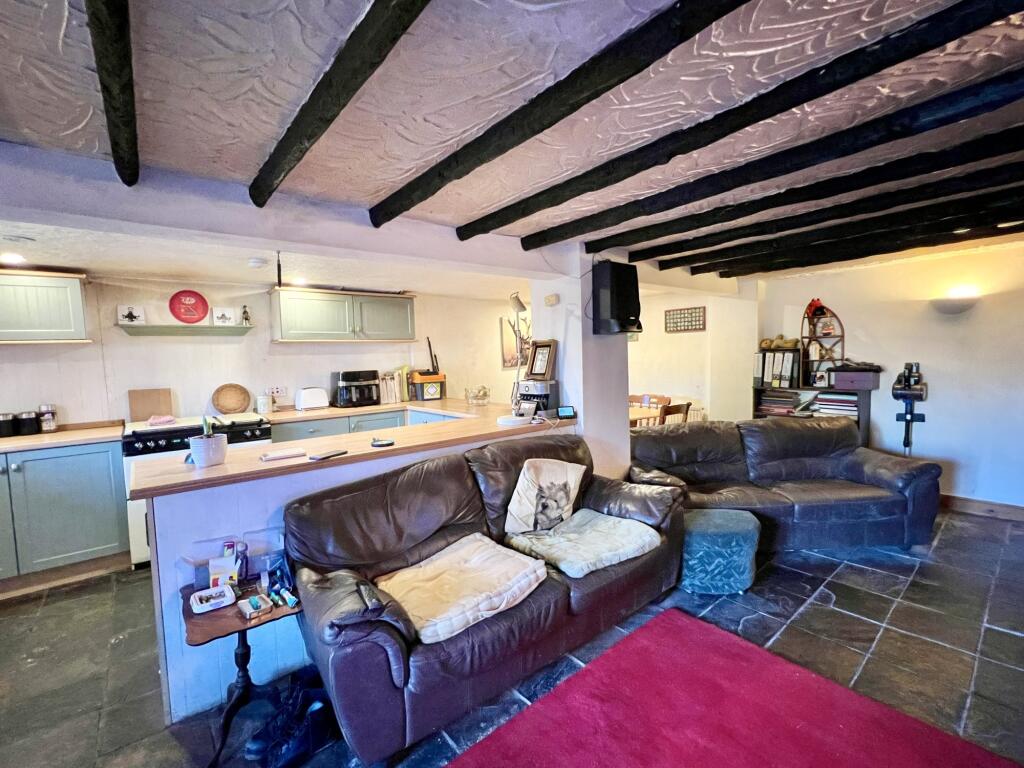 Additional property image - 8 Station Road, Dalbeattie