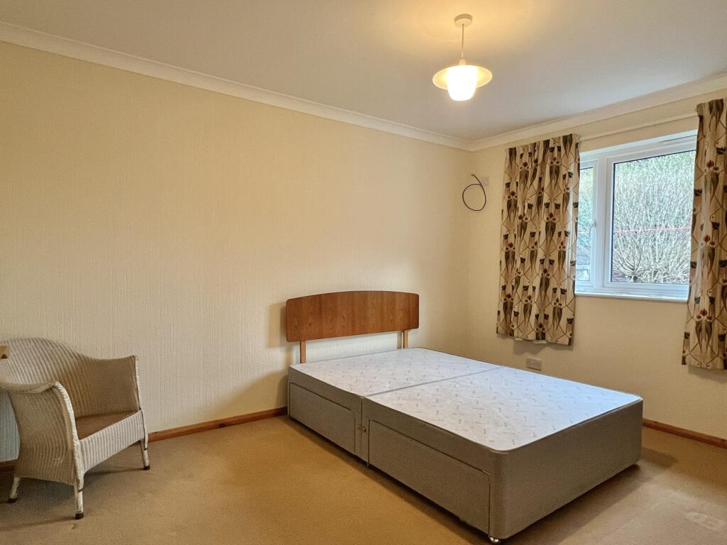 Additional property image - Linnhe, Barrhill Road, Dalbeattie