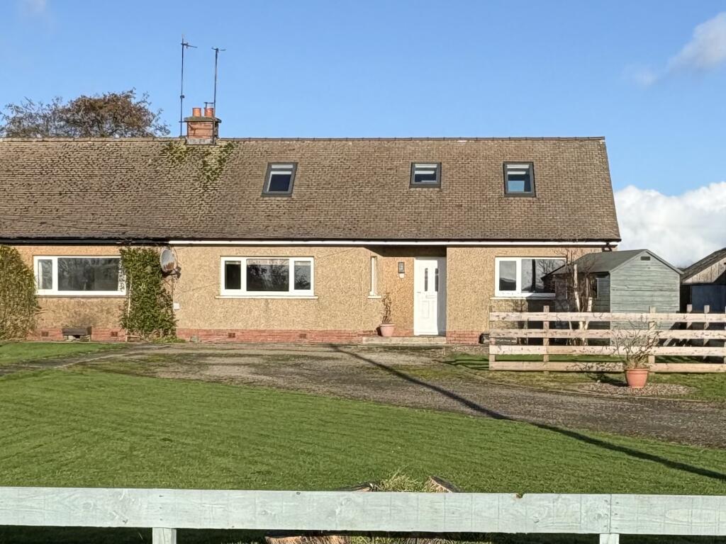 Main image of property: 9 Queenshill Park, Ringford