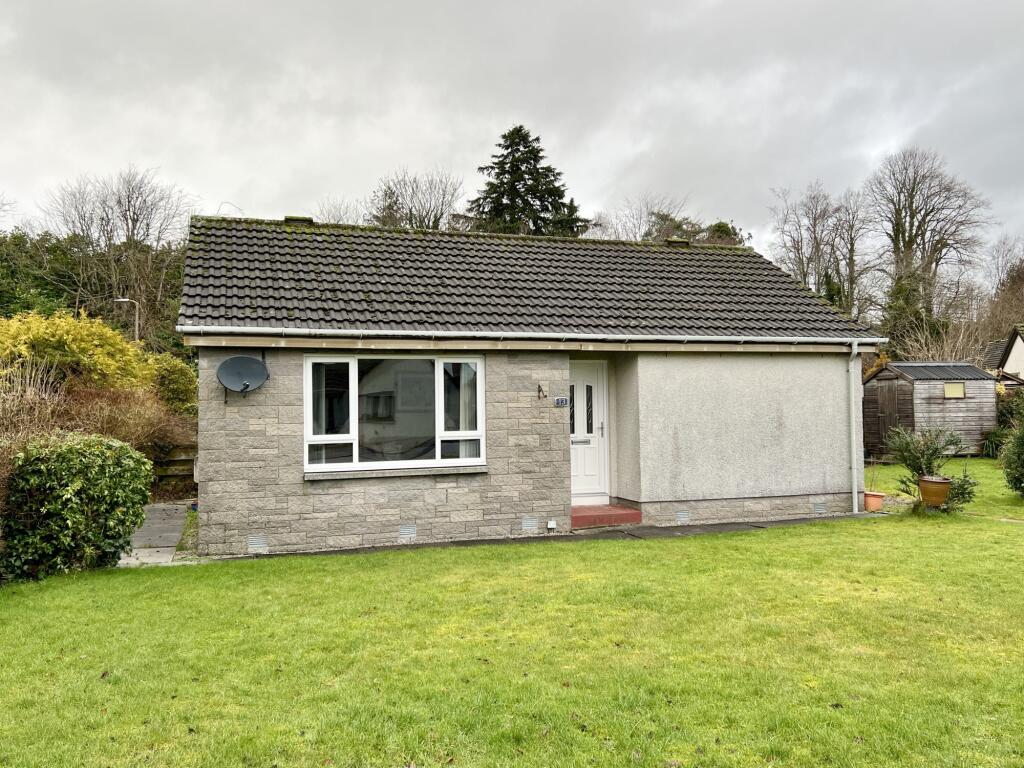 Main image of property: 13 Broomlands Avenue, Dalbeattie