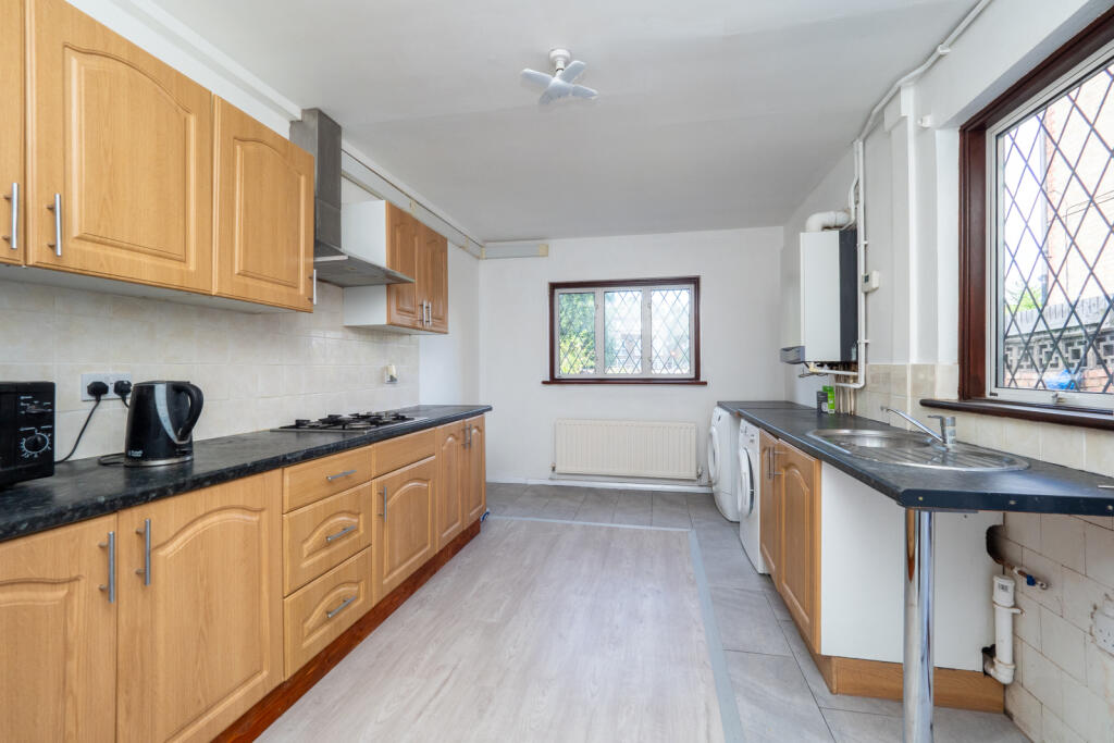 Main image of property: Park Road, Wallington, SM6