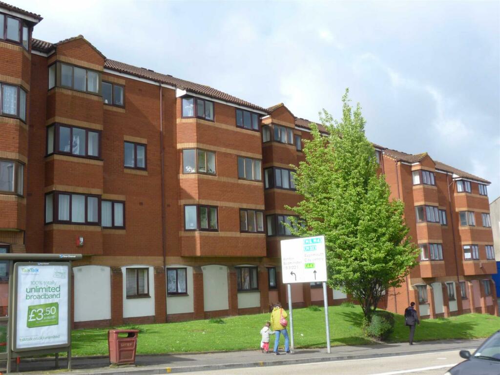 2 bedroom apartment for rent in Barrington Court, Totterdown, Bristol, BS4