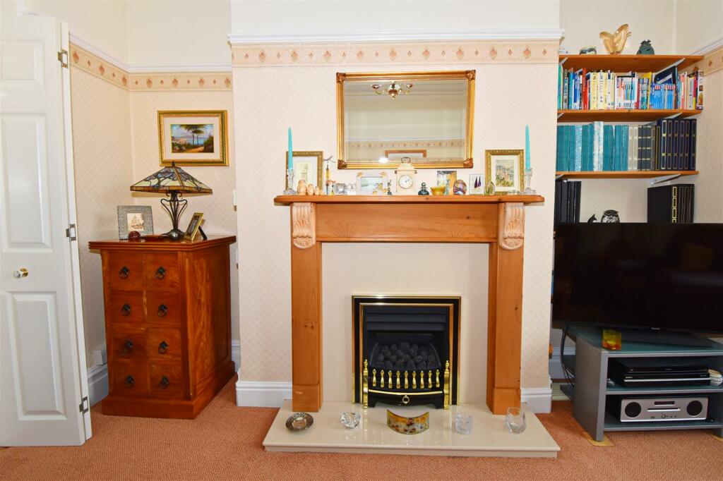 Additional property image - Lullington Road, Knowle, Bristol