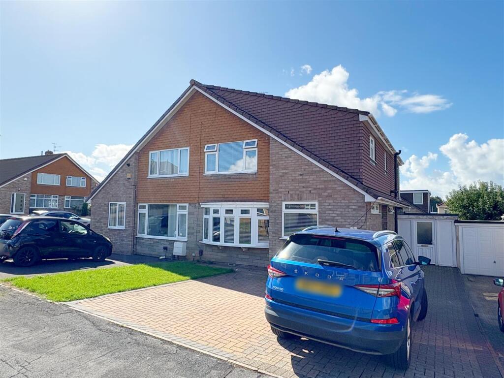Main image of property: Appledore Close, Bristol