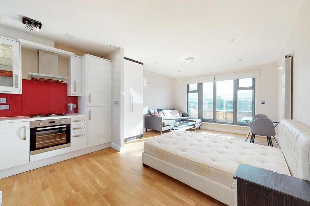 Main image of property: Philpot Street, London, E1