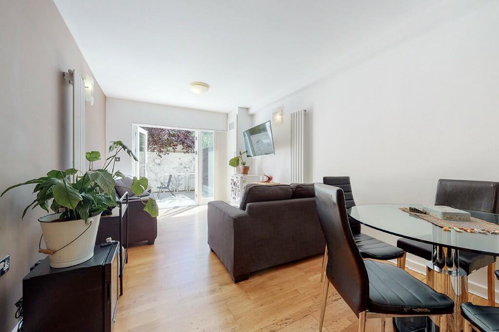 Main image of property: Westport Street, London, E1