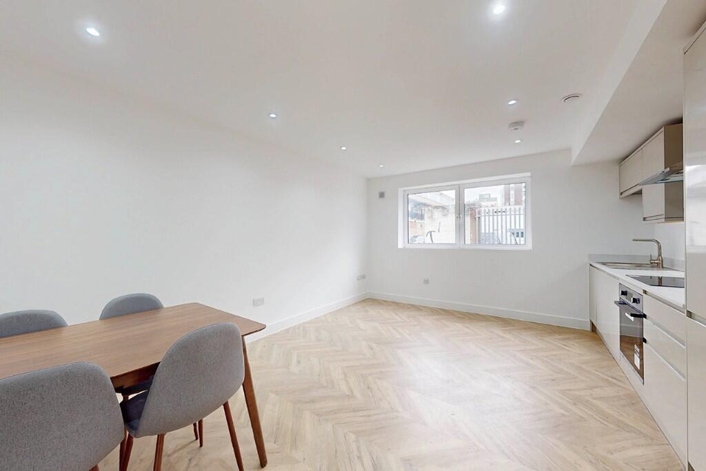 Main image of property: Hessel Street, London, E1