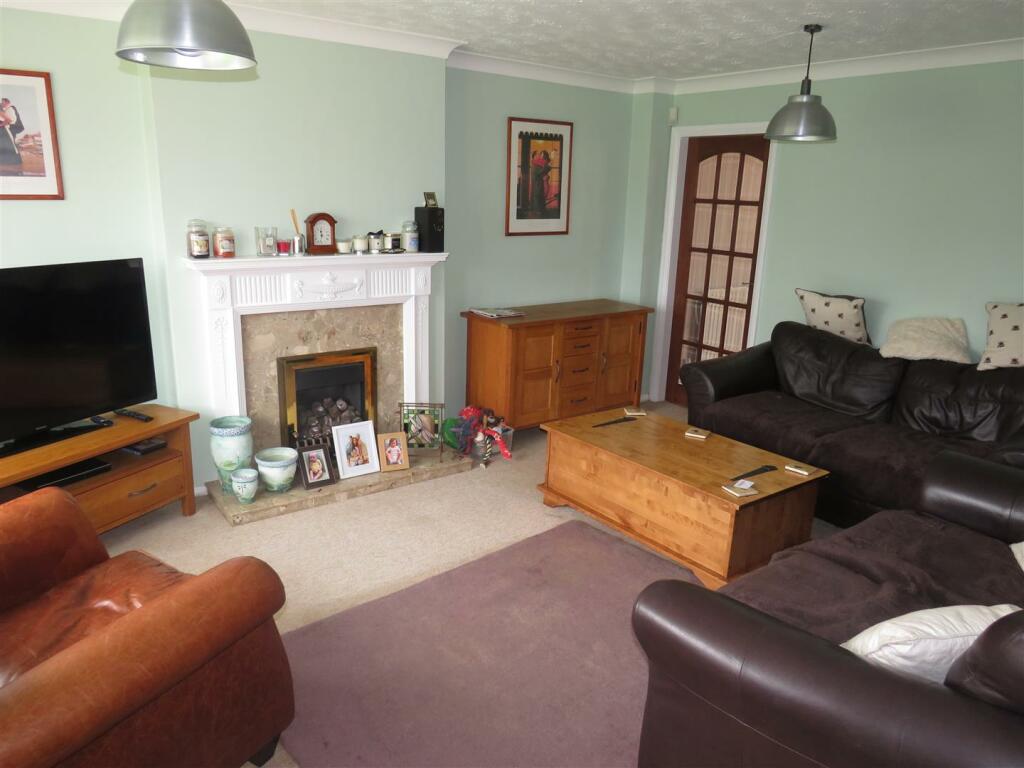 Additional property image - Milesbush Avenue, Castle Bromwich, Birmingham