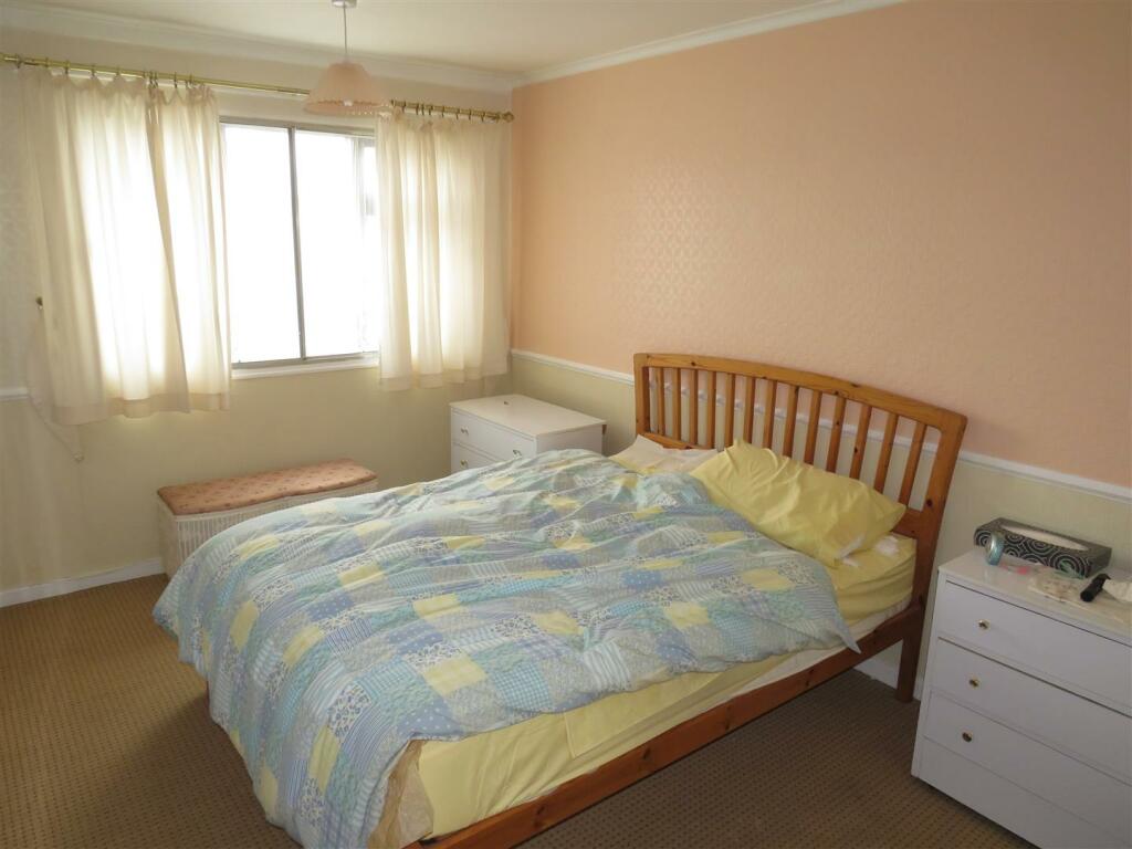 Additional property image - Stella Croft, Chelmsley Wood, Birmingham