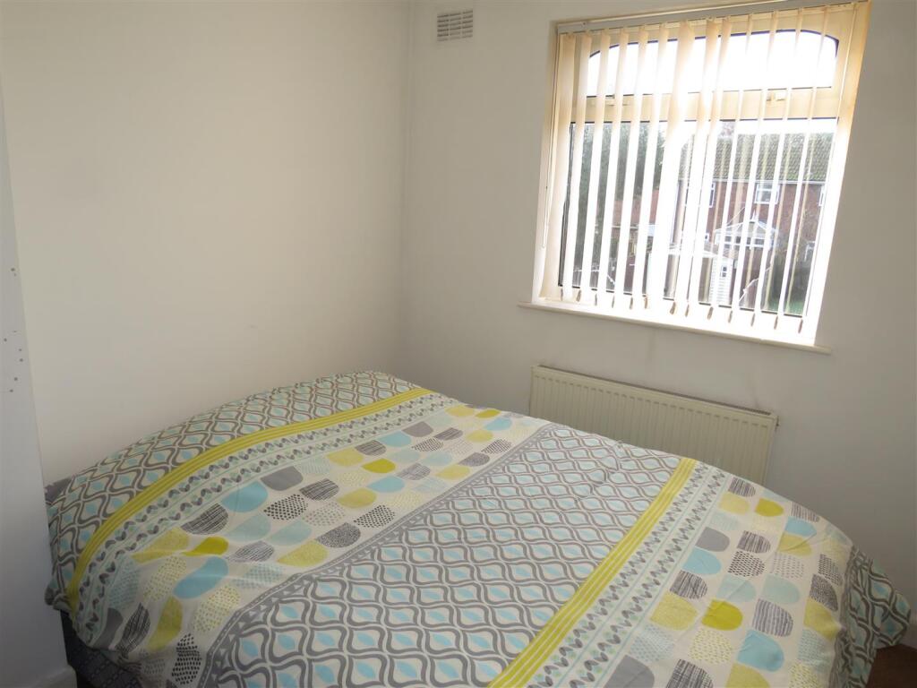 Additional property image - Shard End Crescent, Birmingham