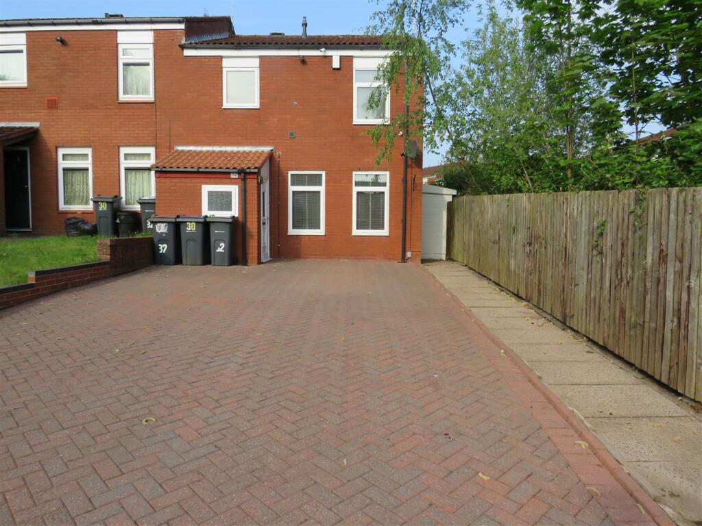 Main image of property: Middle Leaford, Stechford, Birmingham