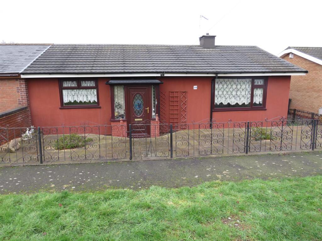3 bedroom semi-detached bungalow