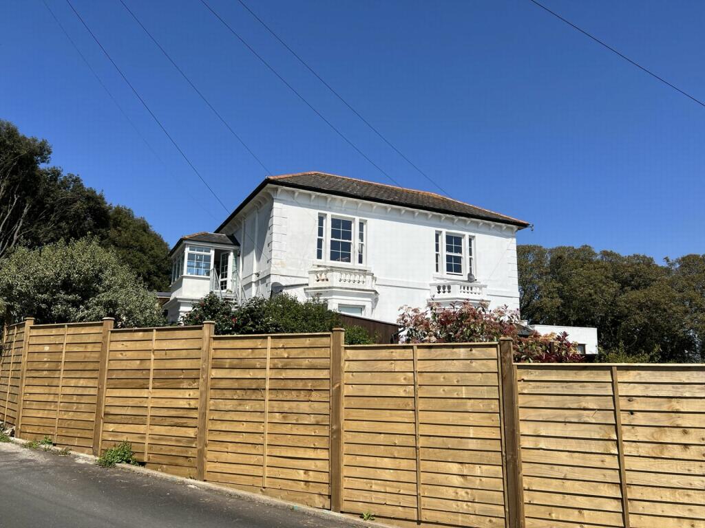 3 bedroom flat for sale in Mayflower Close, Dawlish, EX7