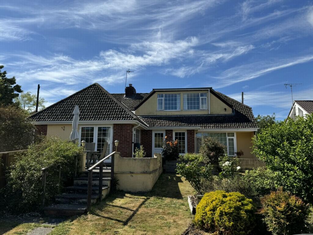 Main image of property: Willsland Close, Kenton, EX6