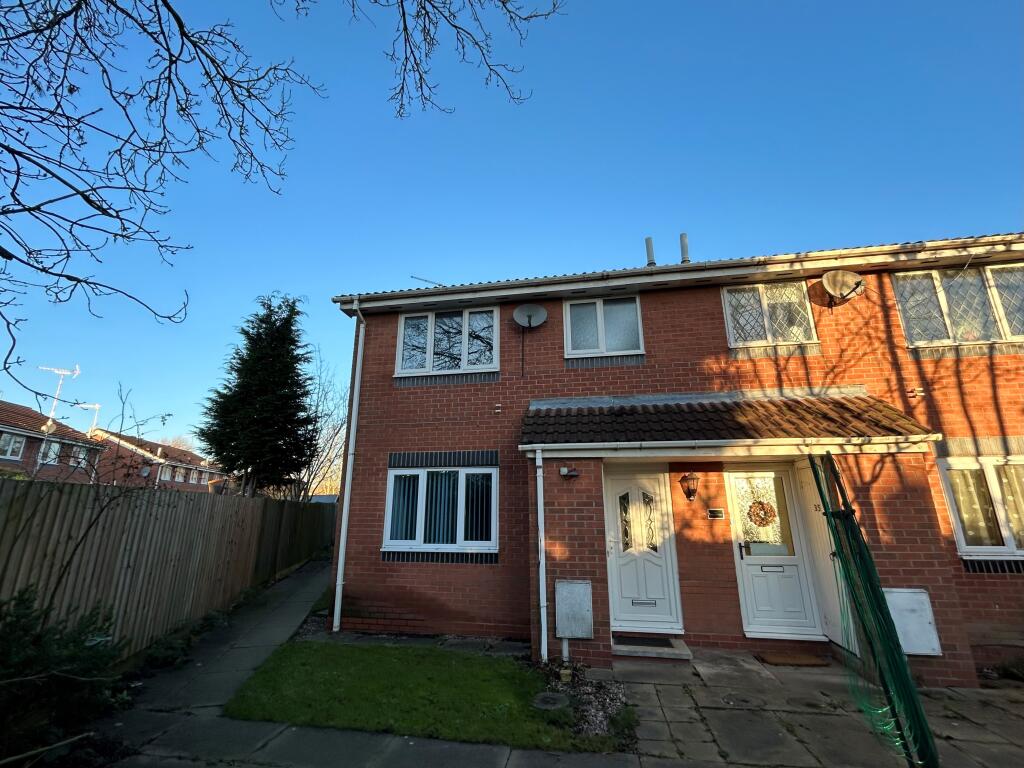 Main image of property: The Carousels, Burton upon trent, DE14 2QG