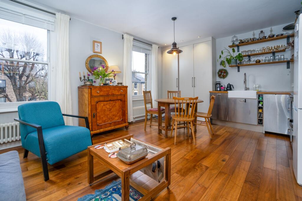 Main image of property: Navarino Road, London, E8