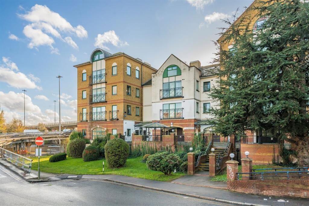 Main image of property: Brent Cross Gardens, Brent Cross