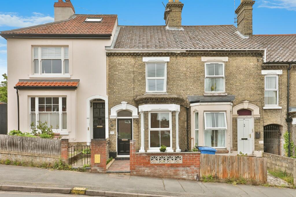 Main image of property: Avenue Road, Norwich