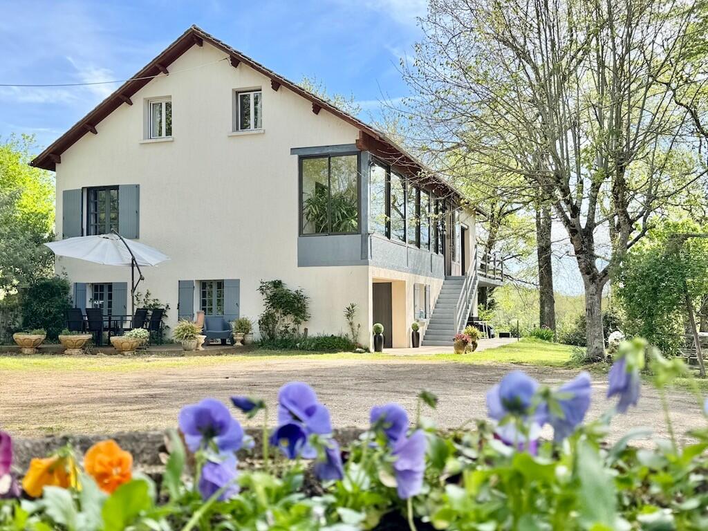 Main image of property: Beaumont-du-Périgord, Dordogne, Aquitaine