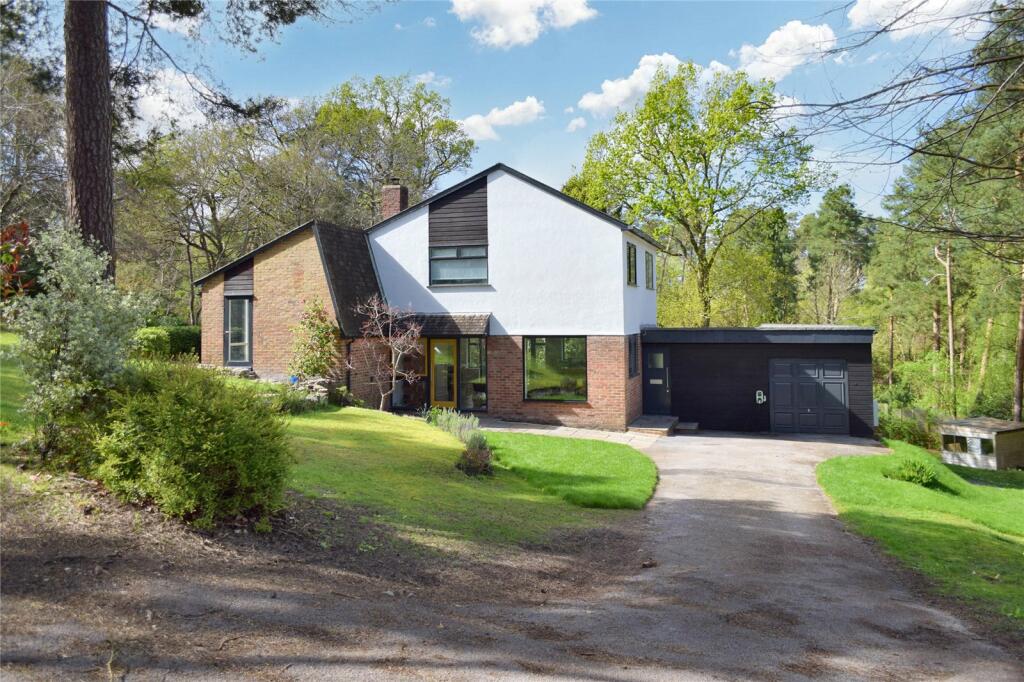 3 bedroom detached house for sale in Longdown Road, Lower Bourne, Farnham, Surrey, GU10