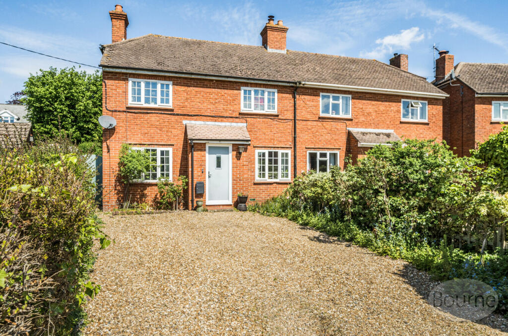 Main image of property: Fernhill Lane, Farnham, Surrey, GU9