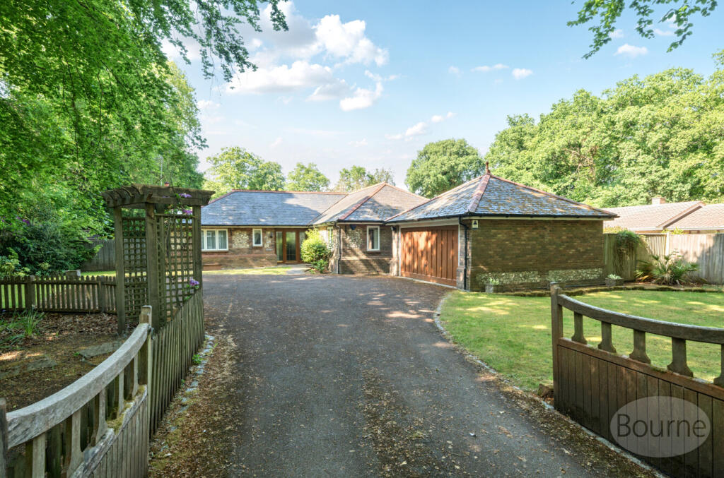 Main image of property: The Avenue, Rowledge, Farnham, Surrey, GU10