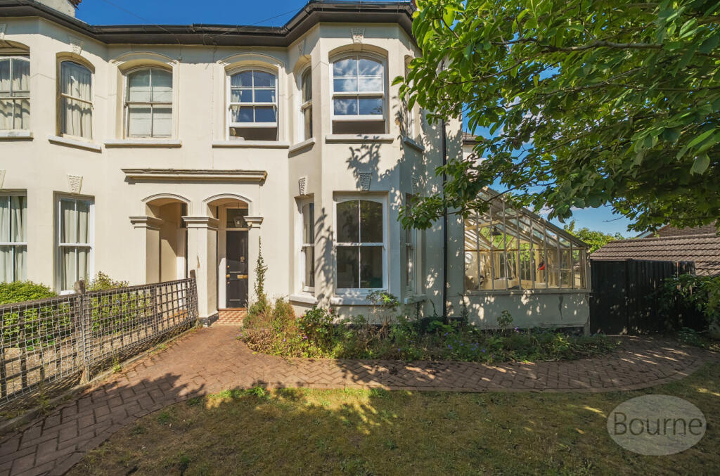 Main image of property: The Crescent, Farnham, Surrey, GU9