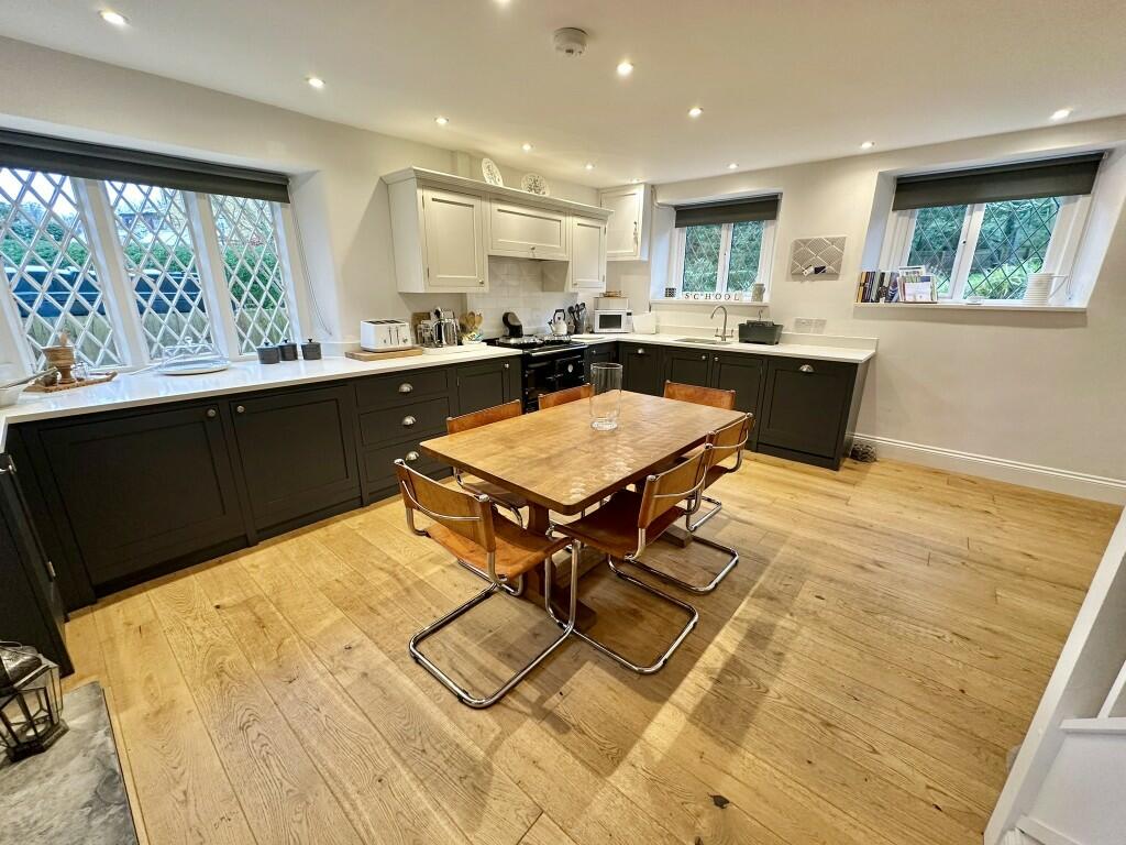 Additional property image - BA22