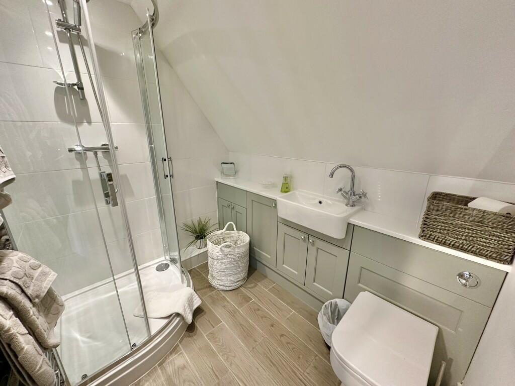 Additional property image - BA22
