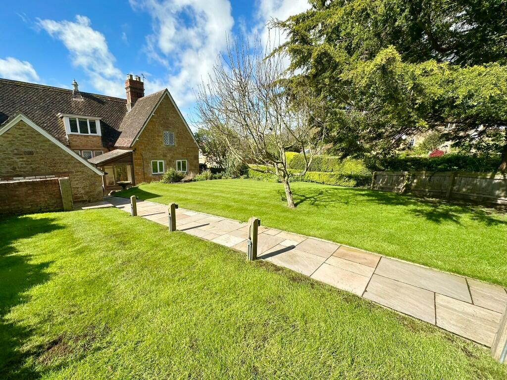 Additional property image - BA22
