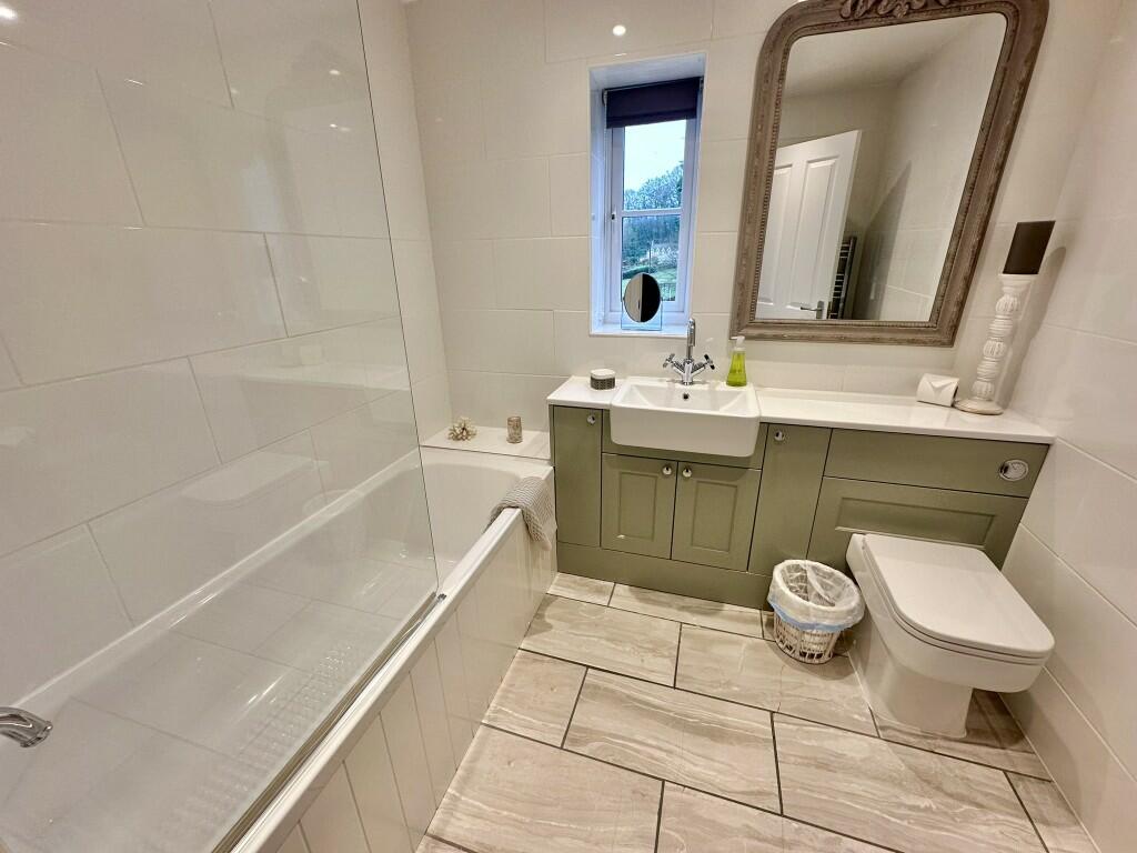 Additional property image - BA22