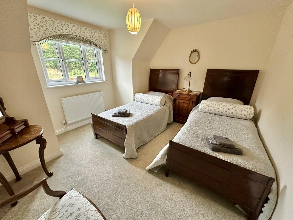 Additional property image - BA22