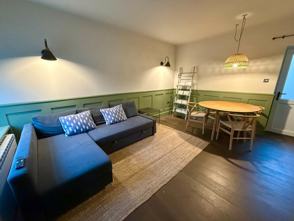 Additional property image - Vineys Yard, Bruton, Somerset, BA10
