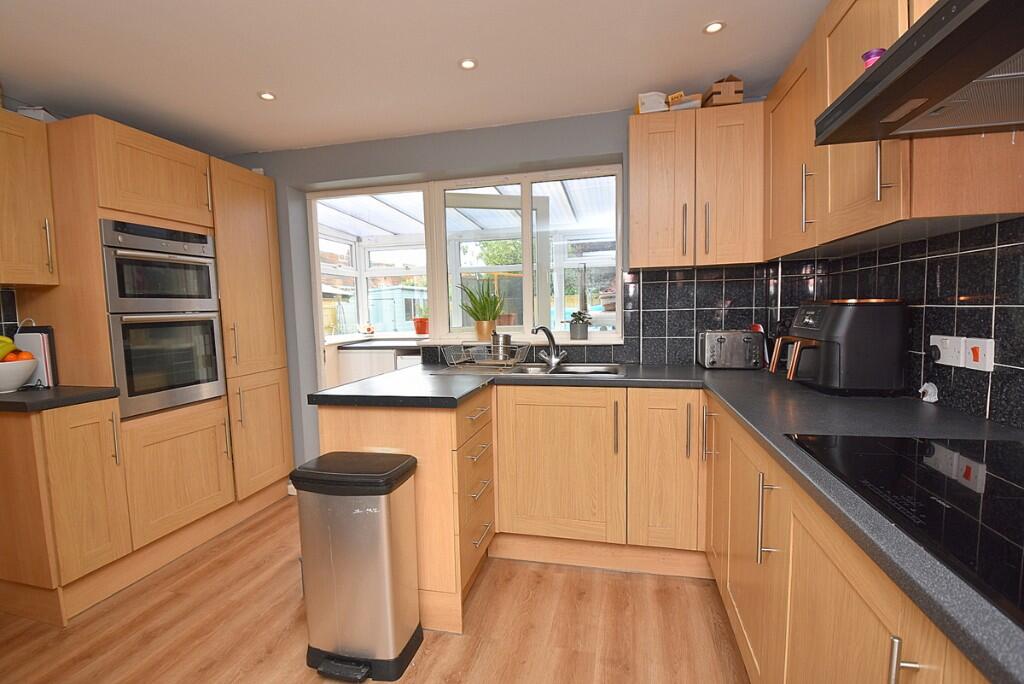 Additional property image - Manor Close, Templecombe, Somerset, BA8