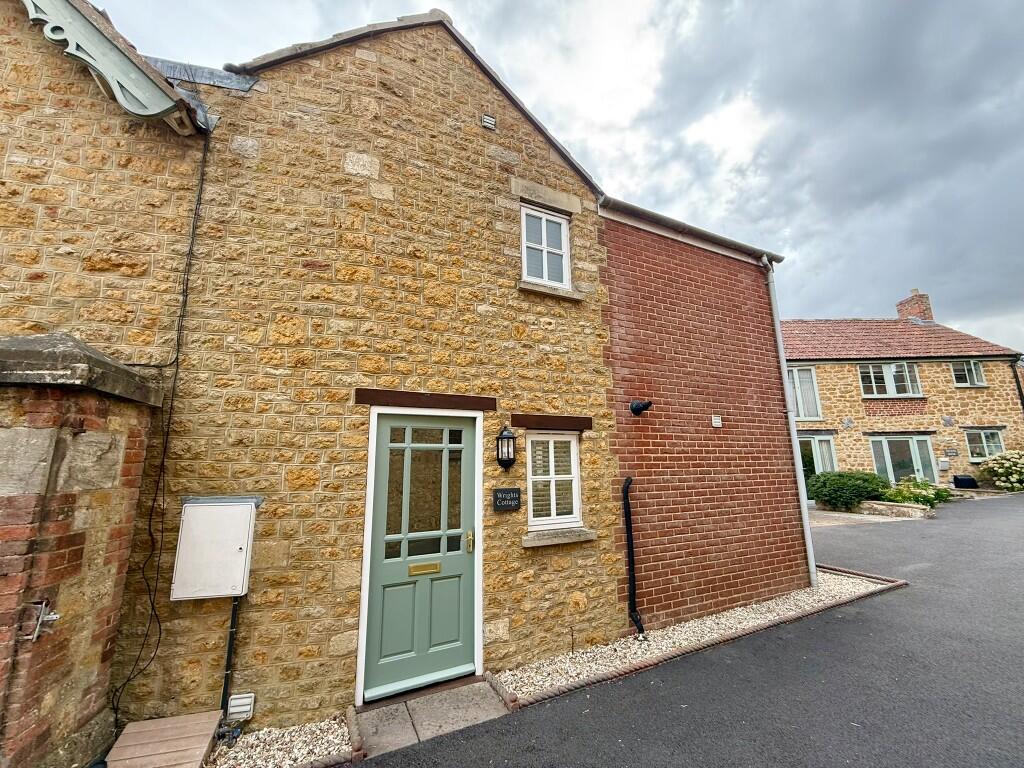 Main image of property: Castle Cary
