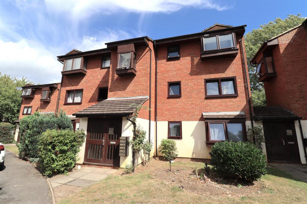Main image of property: Wheatley Close, NW4