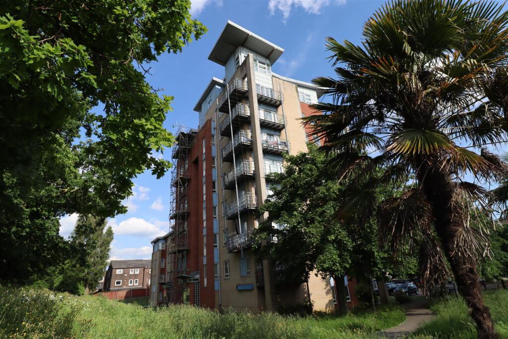 Main image of property: Forty Lane, Wembley