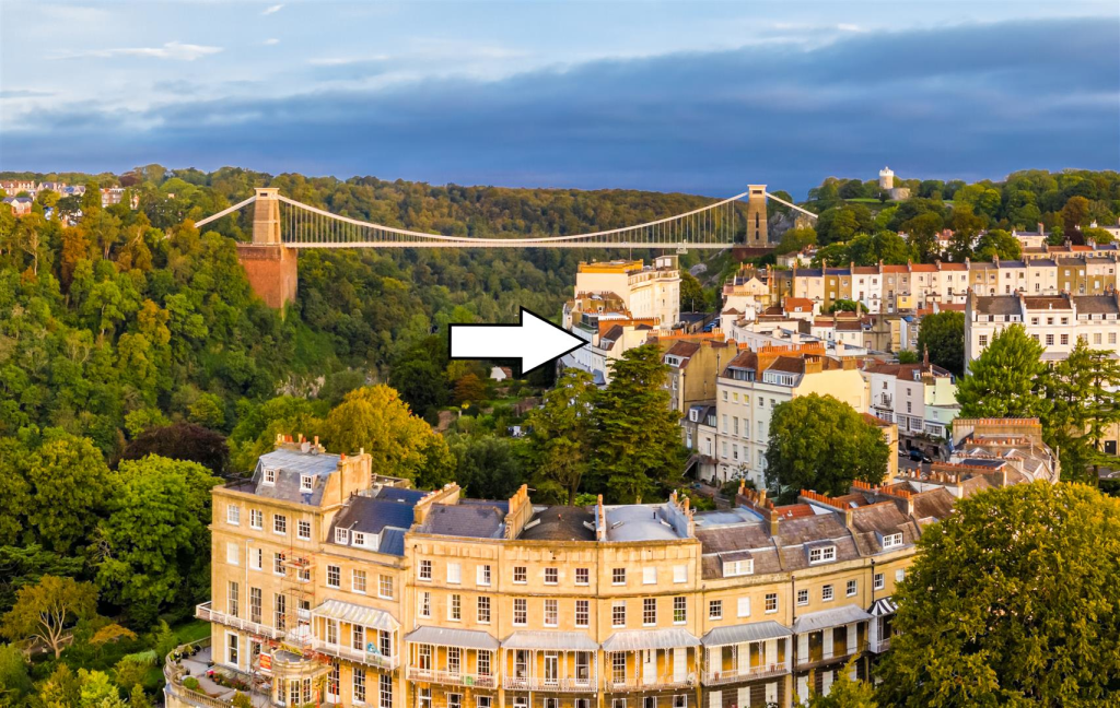 2 bedroom flat for sale in Princes Buildings, Clifton, Bristol, BS8