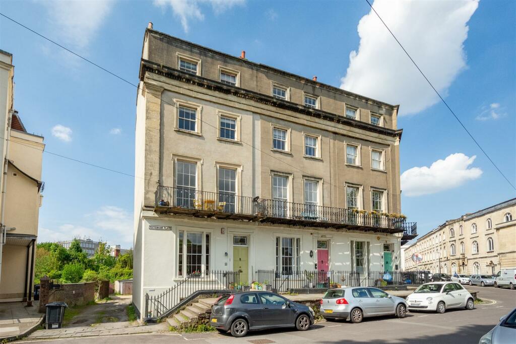 5 bedroom town house for sale in Tottenham Place, Clifton, Bristol, BS8
