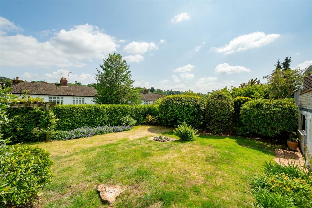 Additional property image - Parrys Close, Stoke Bishop, Bristol, BS9