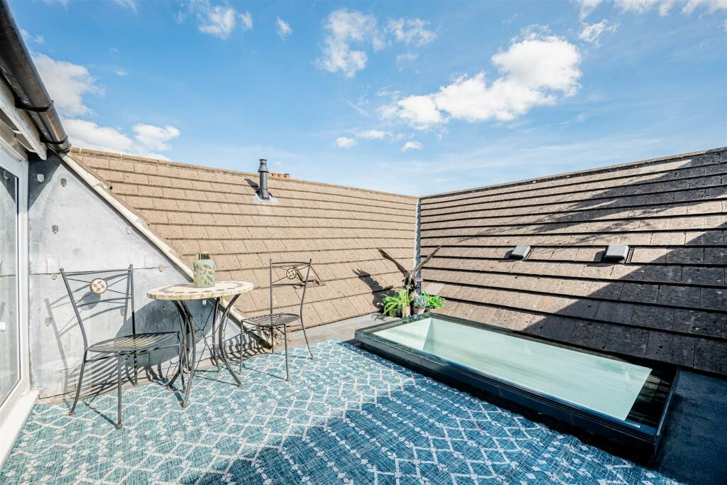 Additional property image - Downleaze, Sneyd Park, Bristol, BS9