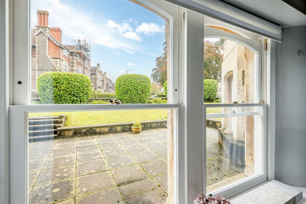Additional property image - Julian Road, Sneyd Park, Bristol