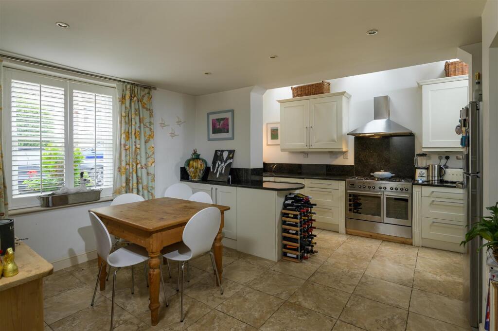 Additional property image - Mortimer Road, Clifton, Bristol, BS8