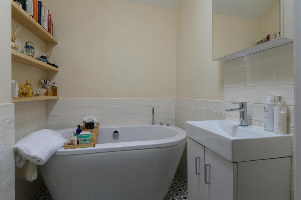 Additional property image - Mortimer Road, Clifton, Bristol, BS8