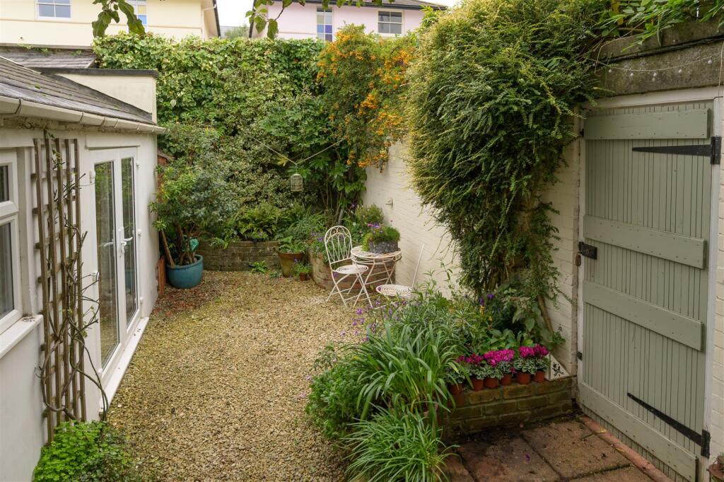 Additional property image - Mortimer Road, Clifton, Bristol, BS8
