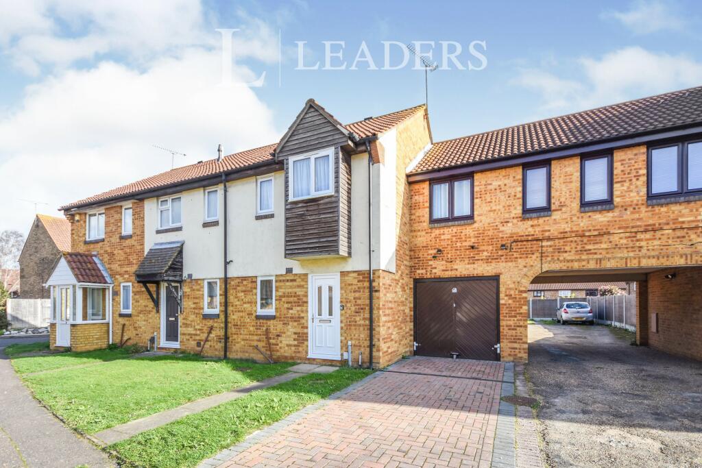 2 bedroom link detached house for rent in Woodcotes, Shoeburyness, SS3