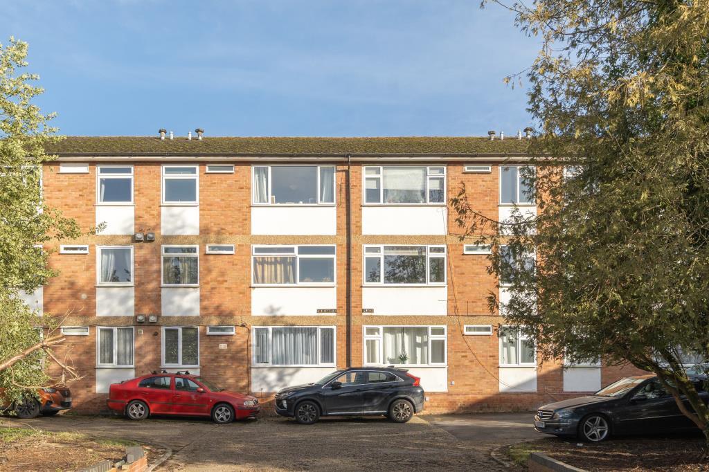 Main image of property: Wentworth Place, Chesham, HP5